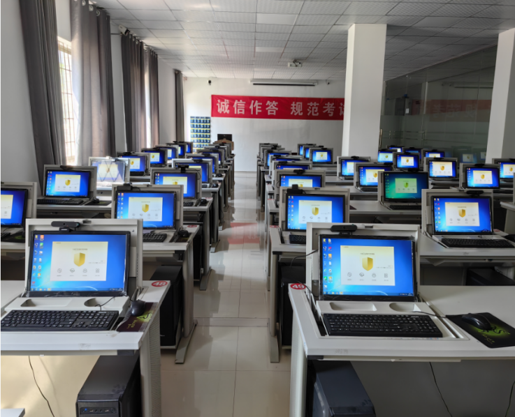 机房1.jpg